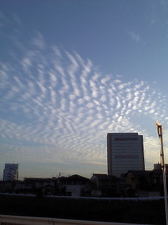 2006年10月6日、地元で撮った雲の写真